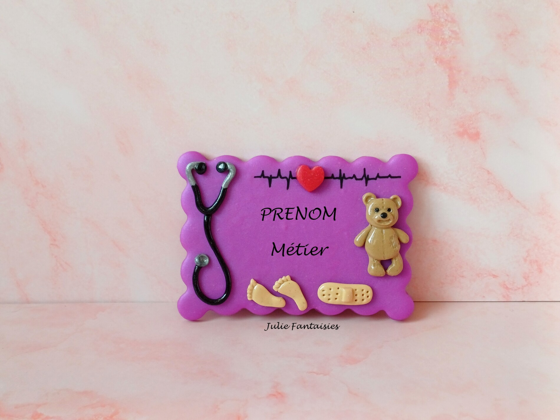 badge métier personnalisable badge puériculture julie fantaisies badges