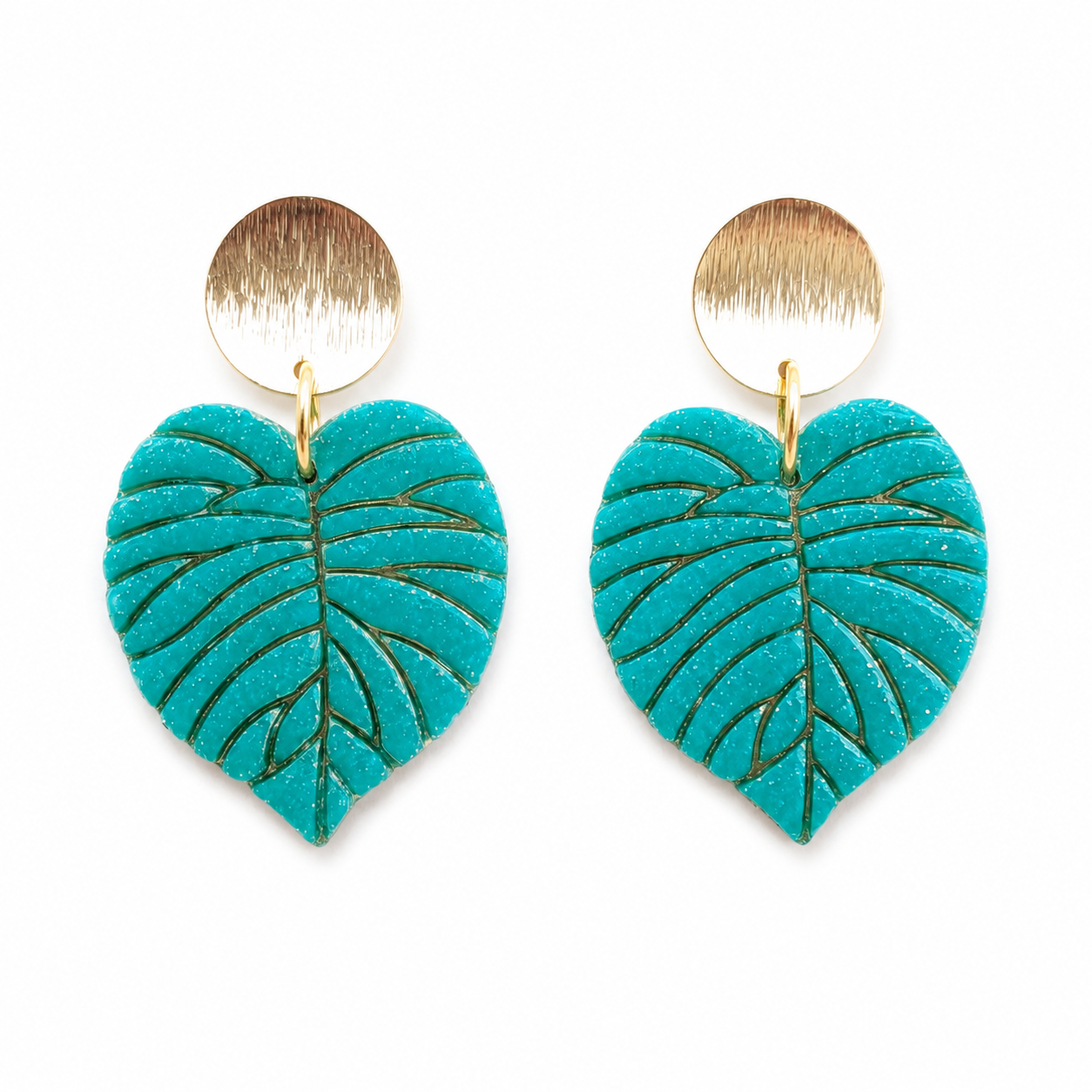 Boucles d'oreilles Feuille Tropicale BO feuille tropicale vert et or boucles d'oreilles handmade chic julie fantaisies badges