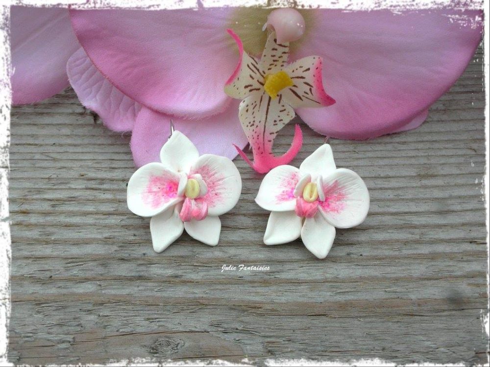 boucles d'oreilles orchidées julie fantaisies badges