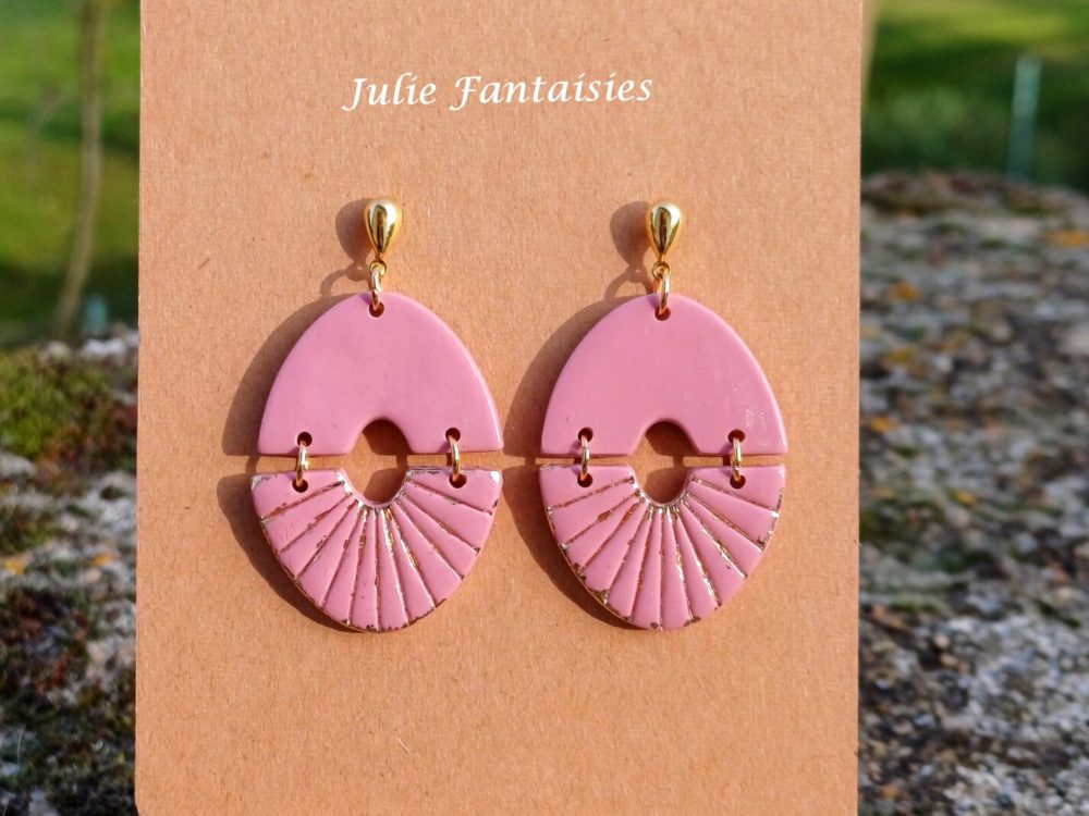 Boucles d'oreilles vieux rose et gold BO en pâte polymère Boucles d'oreilles julie fantaisies (1)
